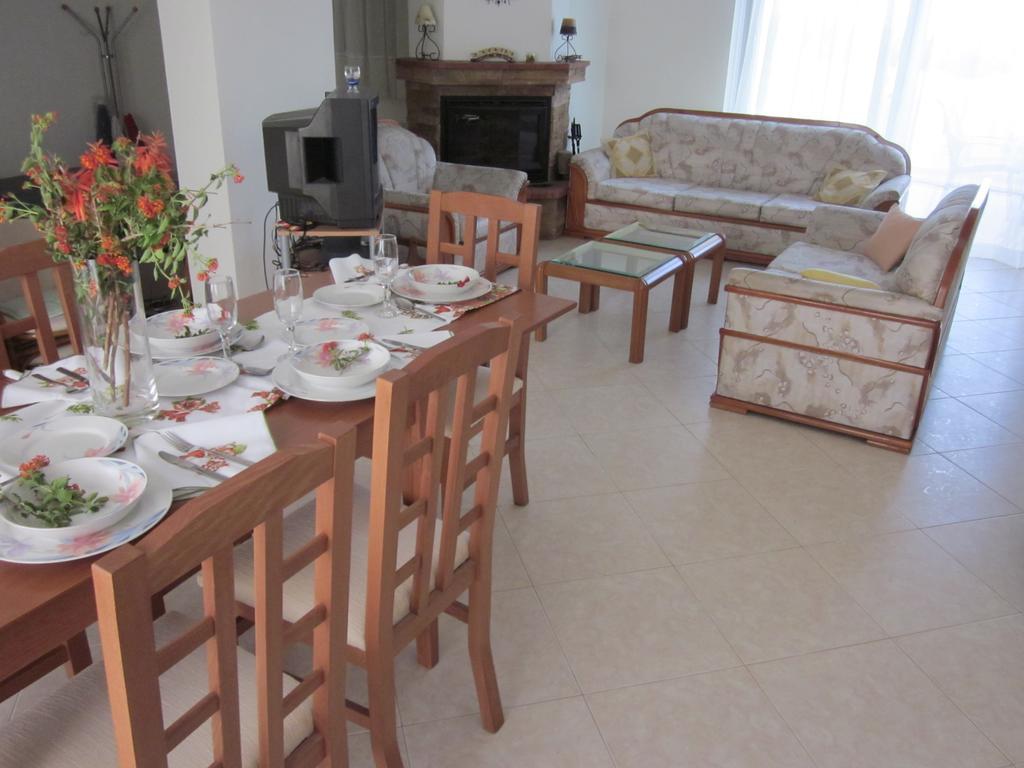 Sunshine Villa Ґеннаді Номер фото